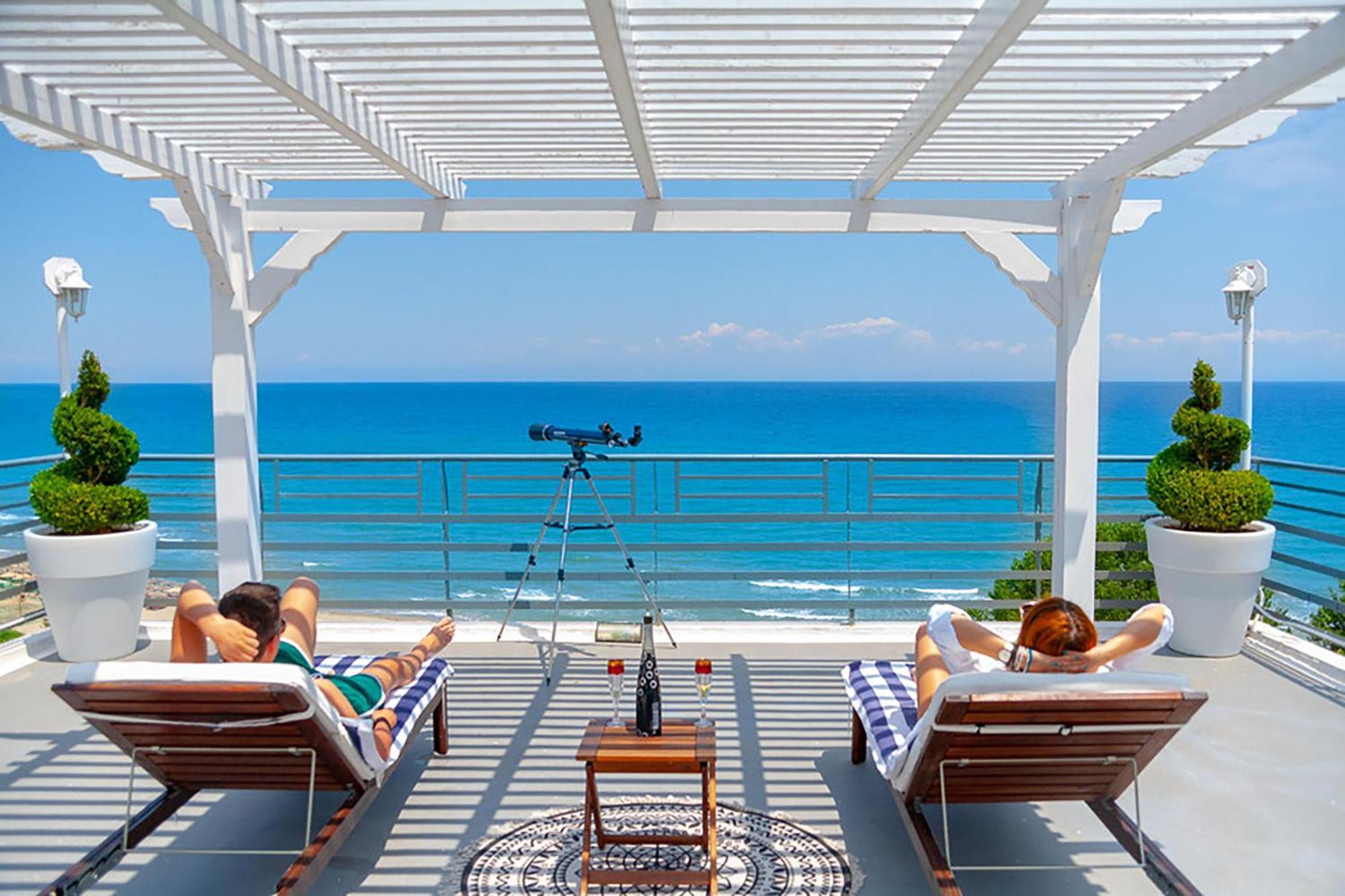 Panorama Suites & Spa - Adults Only Stomion  Room photo