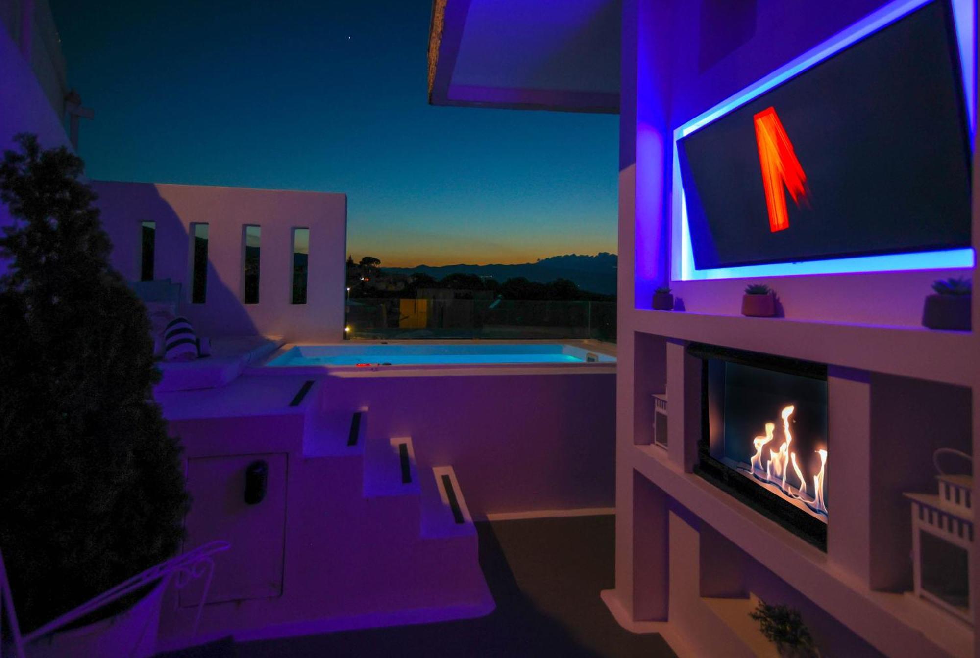 Panorama Suites & Spa - Adults Only Stomion  Room photo