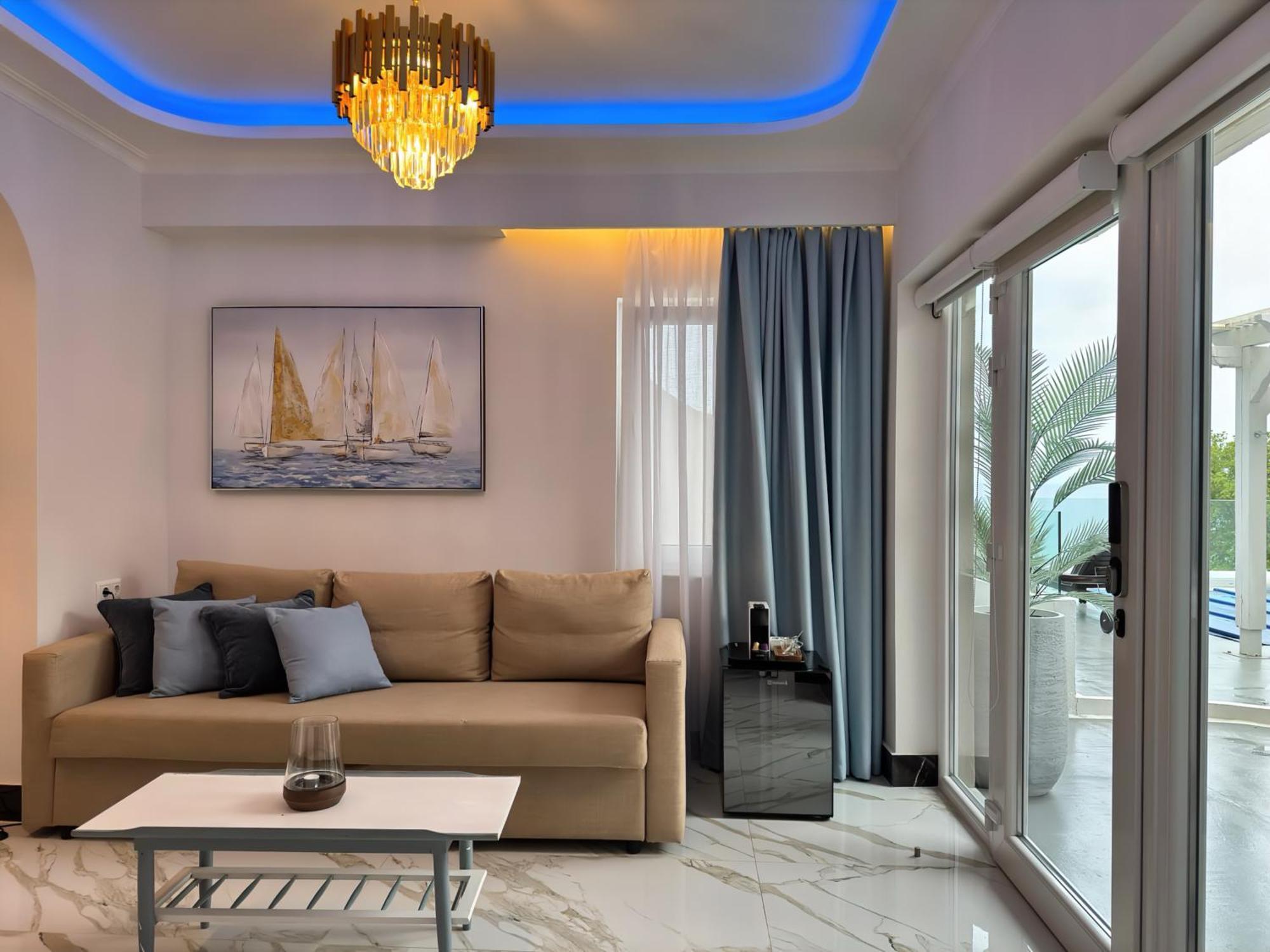Panorama Suites & Spa - Adults Only Stomion  Room photo