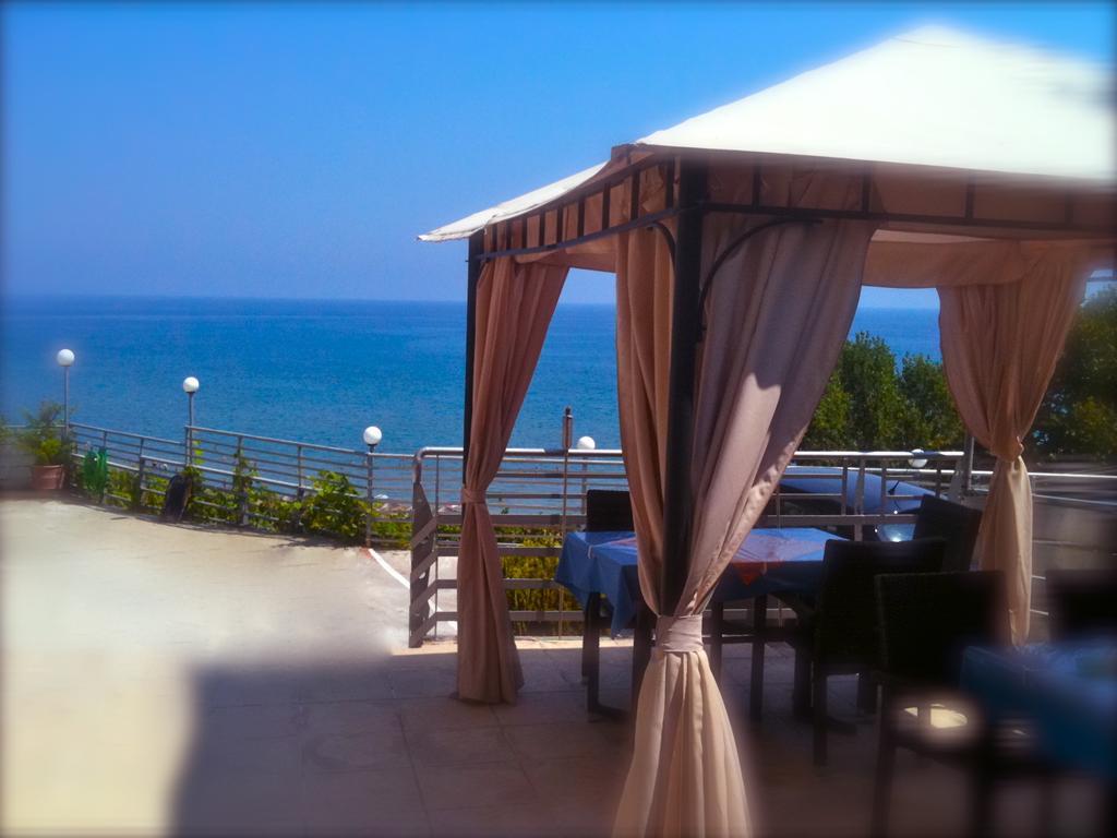 Panorama Suites & Spa - Adults Only Stomion  Exterior photo